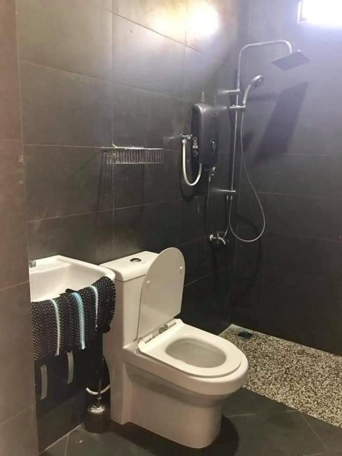 Casa Tiga Homestay Besut Kampung Kuala Besut Exterior foto
